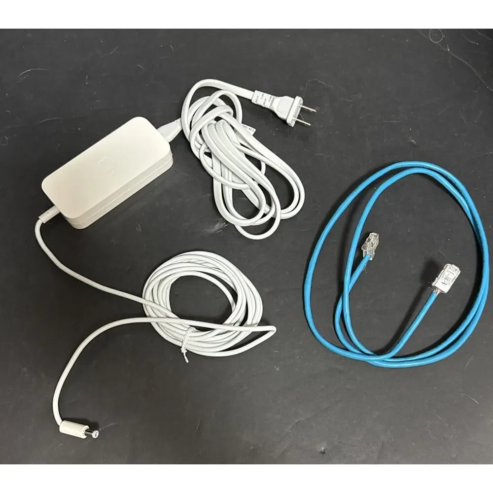 Apple A1143 White AirPort Extreme Base Station Wireless Router Tested Box Cables